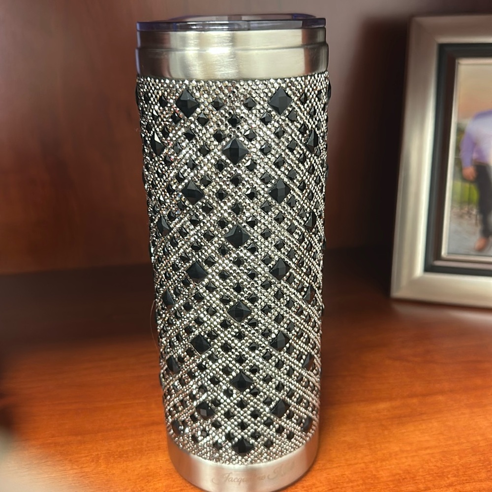 Elegant Silver and Black Tumbler